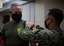 Pendleton leaders receive COVID-19 vaccine