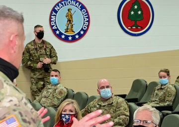 Sec Def visits Tennessee National Guard