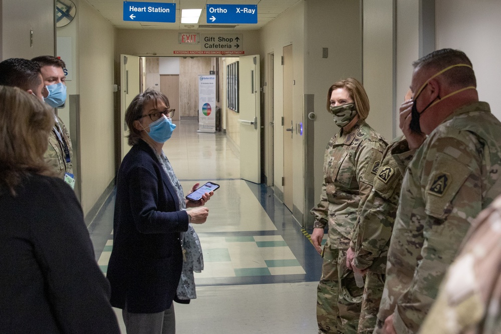 US Army North leadership visits Harbor-UCLA Medical Center