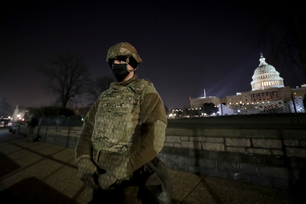 National Guard Soldiers and Airmen support local and federal officers in Washington