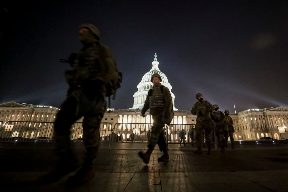 National Guard Soldiers and Airmen support local and federal officers in Washington