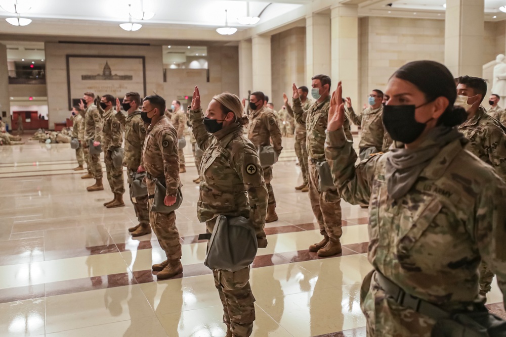 National Guard Soldiers and Airmen support local and federal officers in Washington