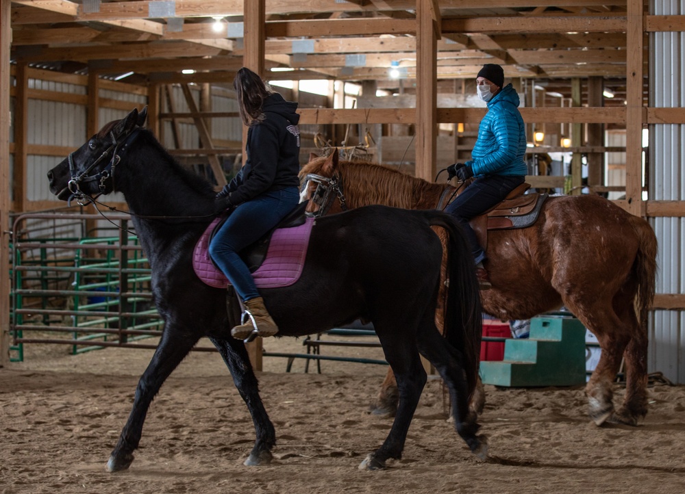 Equine therapy support for Soldiers supporting COVID-19 relief efforts