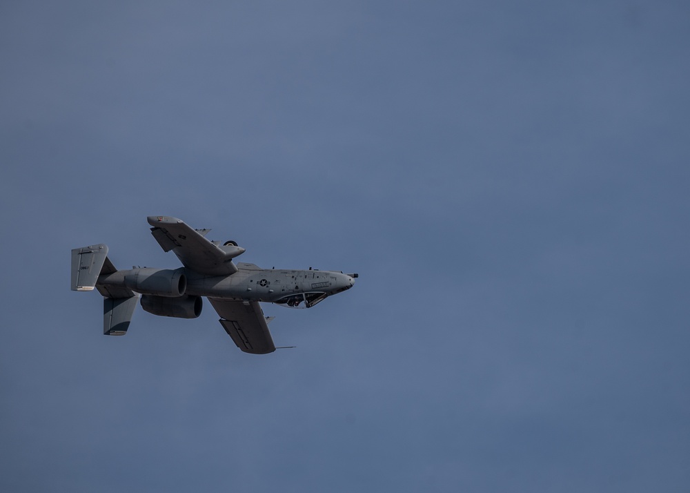 A-10 Demonstration Team practices with the F-35 Demonstration Team in Utah