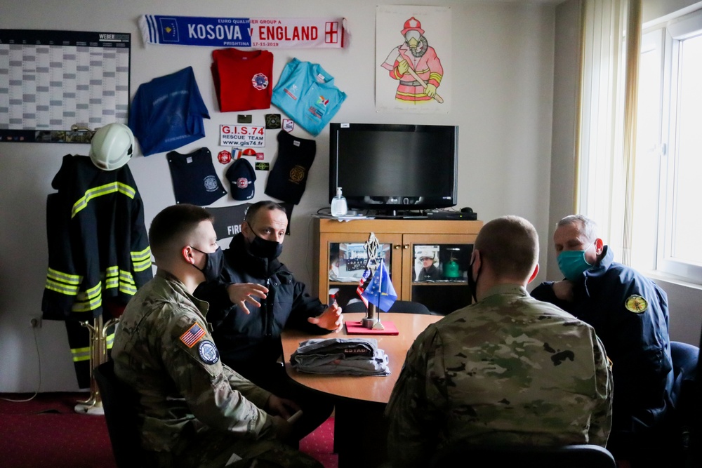 KFOR Soldiers meet with local fire department