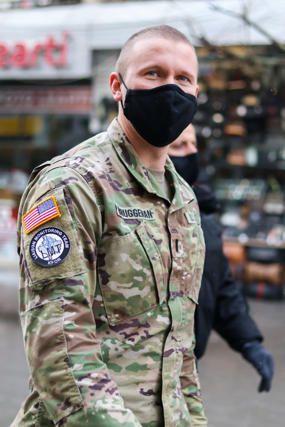 Iowa Soldier conducts KFOR presence patrol