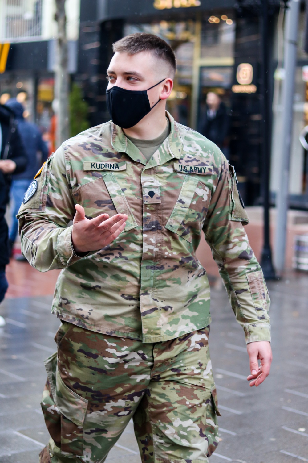 Iowa Soldier conducts KFOR presence patrol
