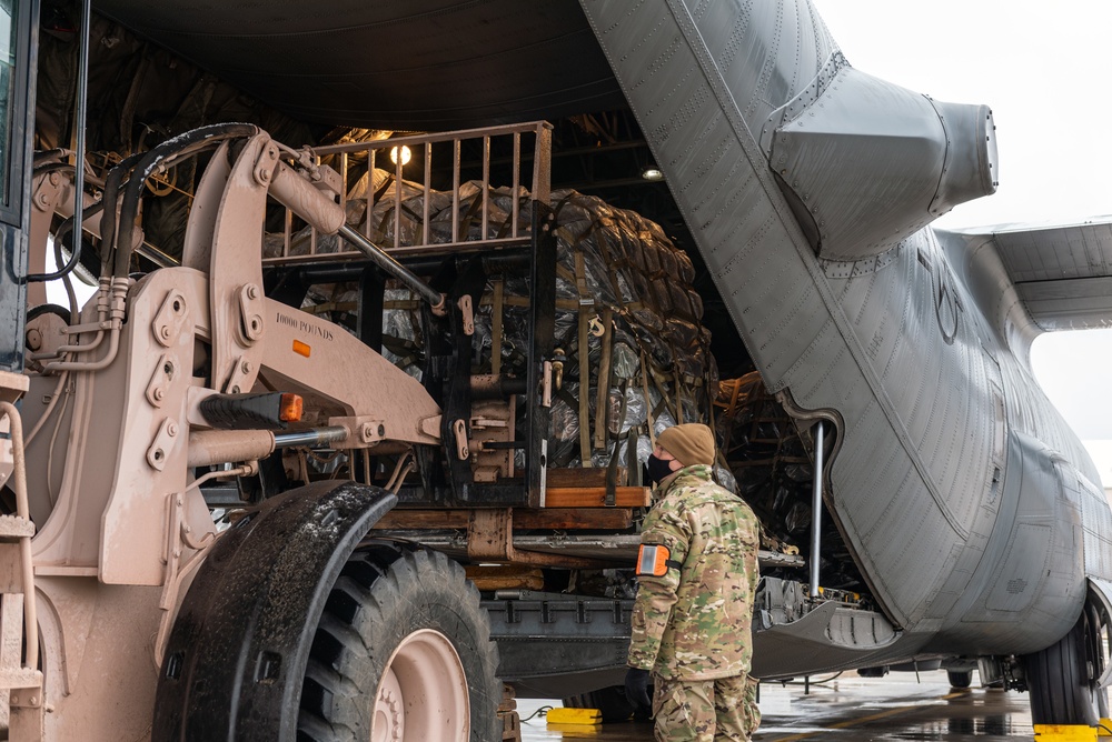Illinois Army National Guard military police mobilize to Washington, D.C., for presidential inauguration support Jan. 15, 2021