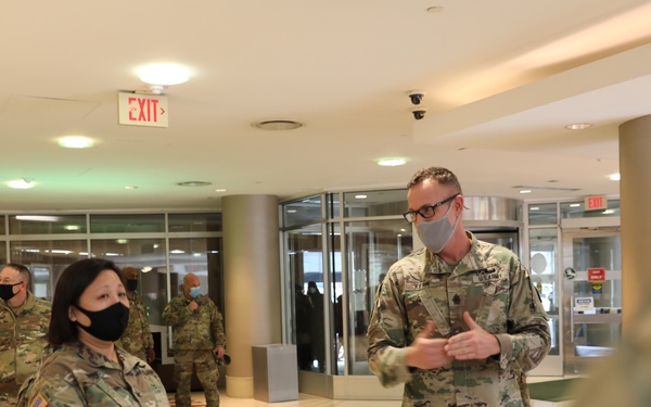 The Interim Adjutant General of New Jersey visits with Soldiers from New Jersey