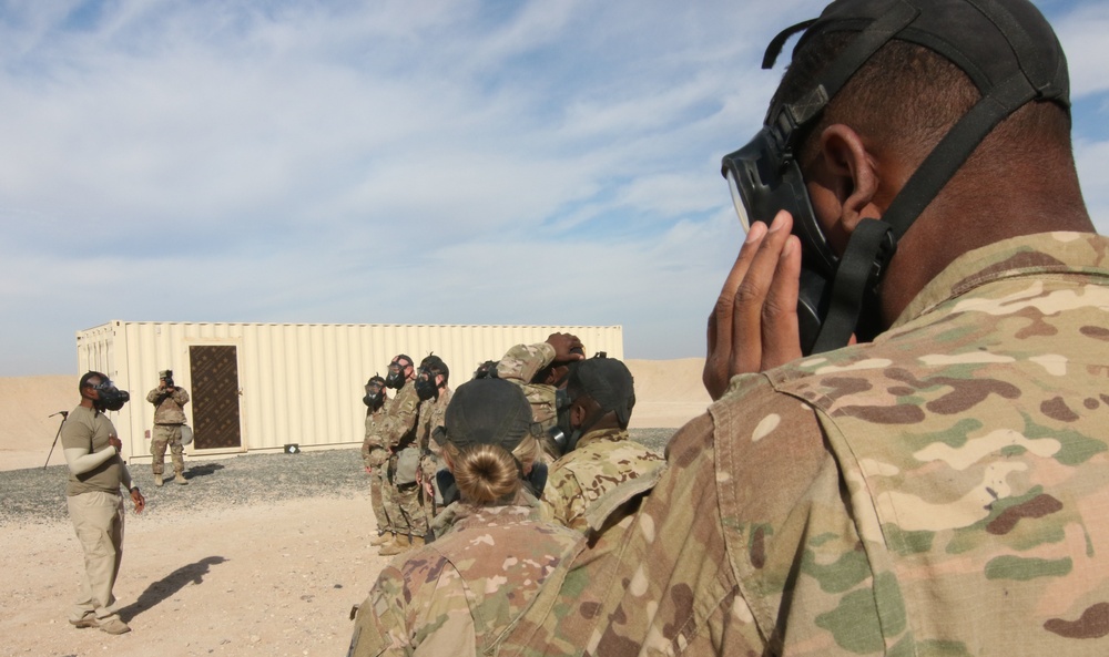 Soldiers from 40th BEB conduct CBRN training