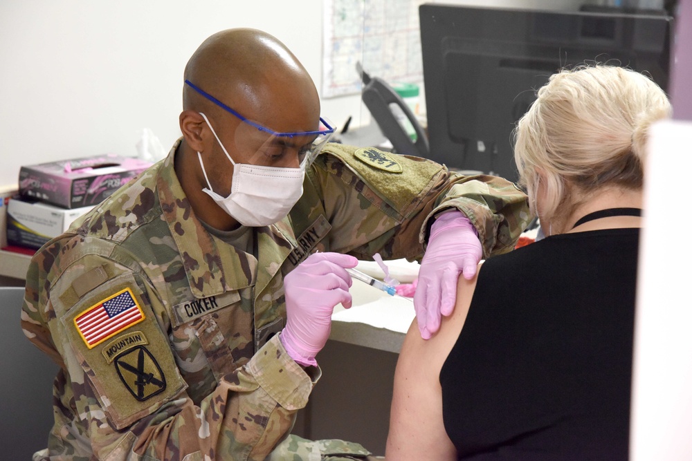 Michigan Guard works with community health departments; administers COVID-19 vaccines