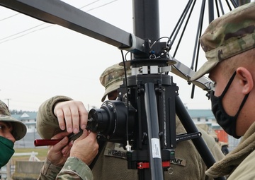 Pa. National Guard signal Soldiers train with BlueSky Mast antenna system