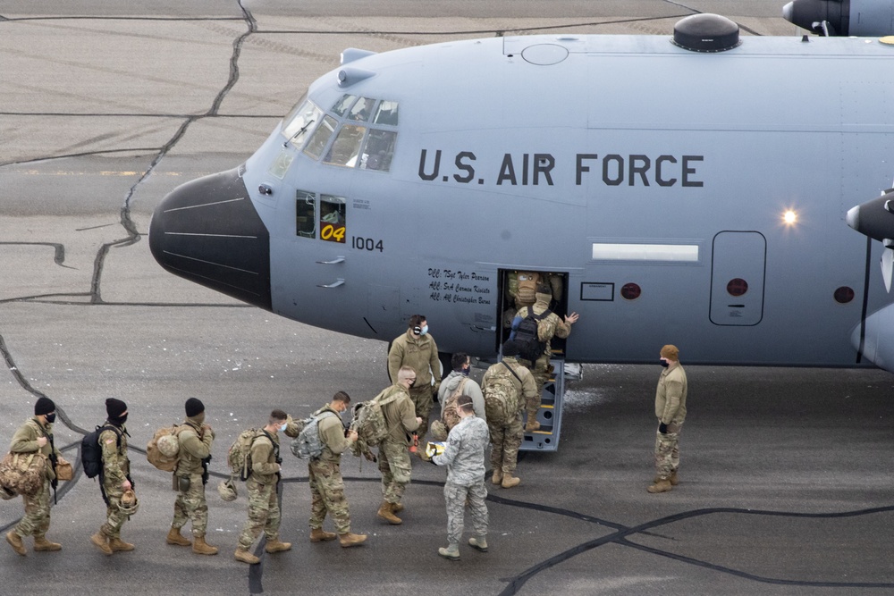 Minnesota Guardsmen provide support to 59th Presidential Inauguration