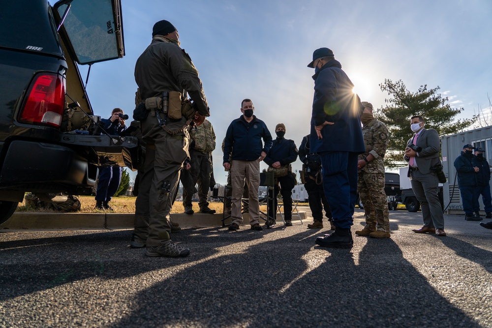 Acting DHS secretary, Coast Guard commandant, visit security personnel in anticipation of 2021 Presidential Inauguration