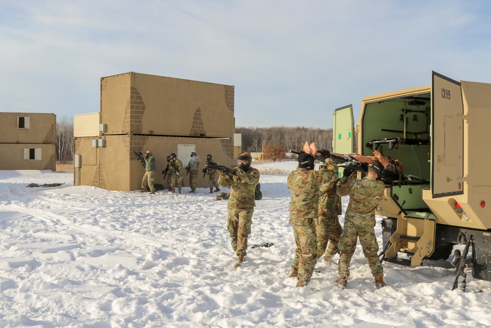 Army Medics train with 175th RTI