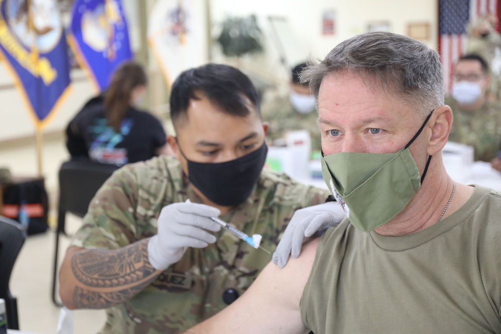 Camp Arifjan administers COVID-19 Vaccinations