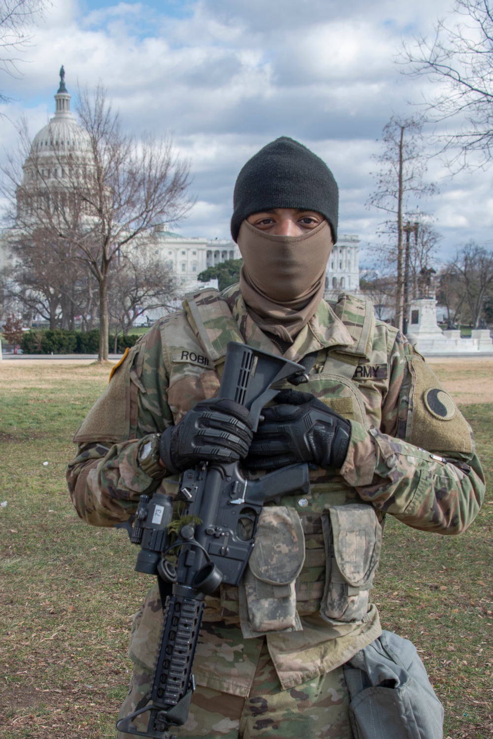 1-111th FA Soldiers stand guard in Washington, D.C.