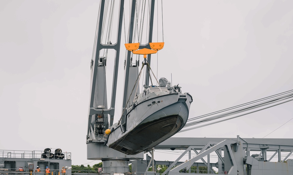 Navy Expeditionary Logistics Conduct Mark VI LO/LO Crane Operations with USNS Soderman