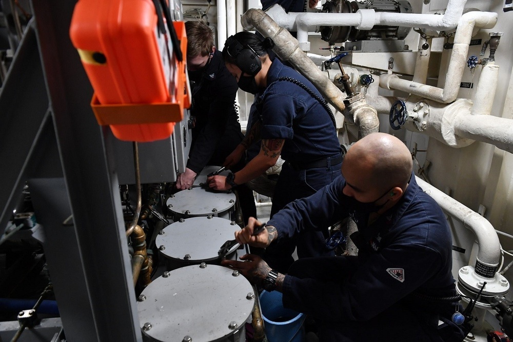 Sailors Conduct Routine Maintenance Aboard USS Freedom