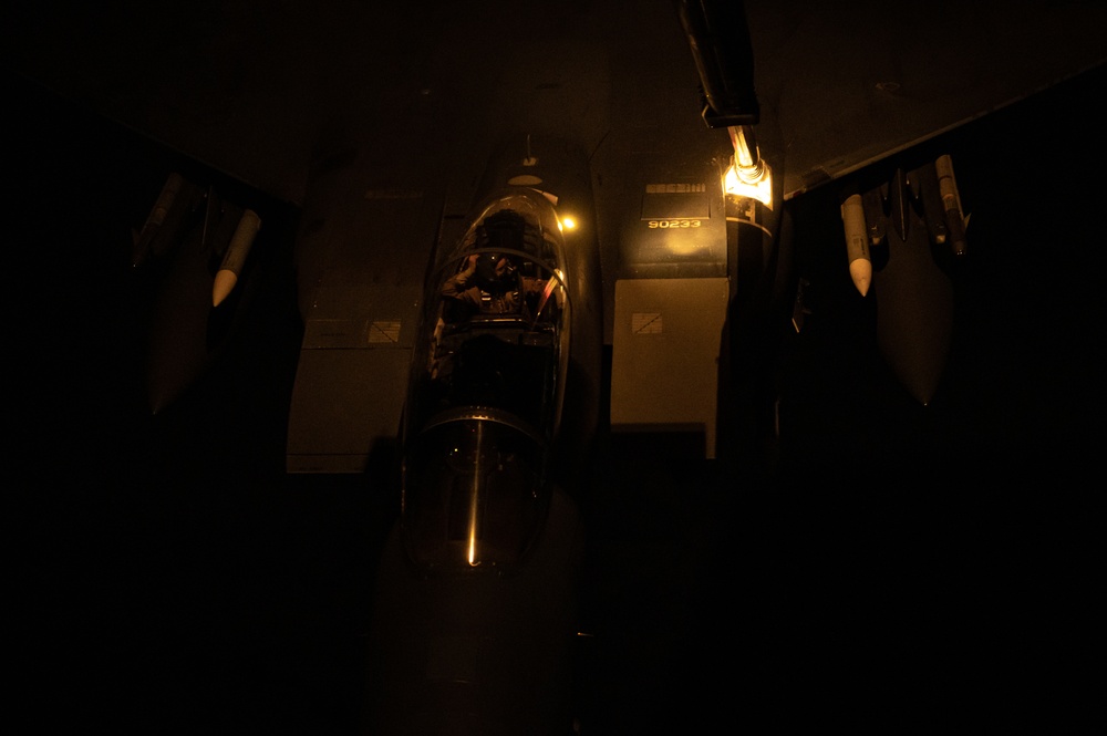 908th EARS provide night refueling to F-15s/F-16s