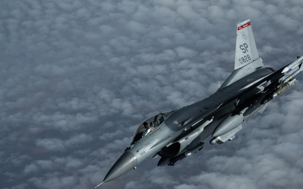 KC-10 keeping F-16s flying