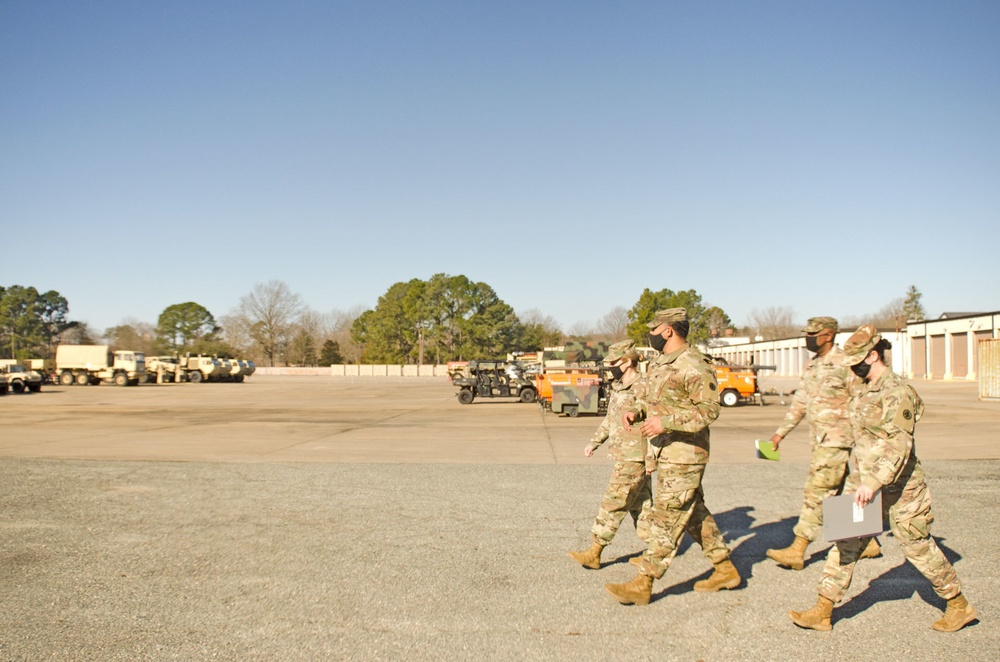 SDDC's Top Leader visits RPOE unit with unique mission