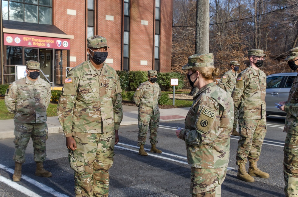 SDDC Commander recognizes transporters at recognition ceremony