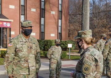 SDDC Commander recognizes transporters at recognition ceremony