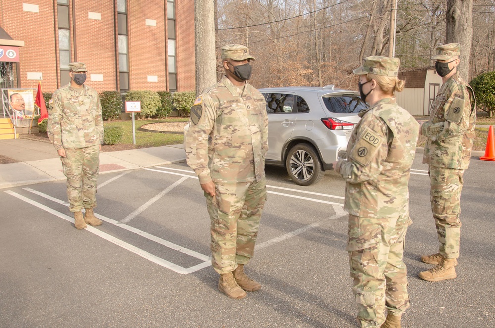 SDDC CG puts people first, recognizes Soldier who helped curb the spread of the coronavirus on base