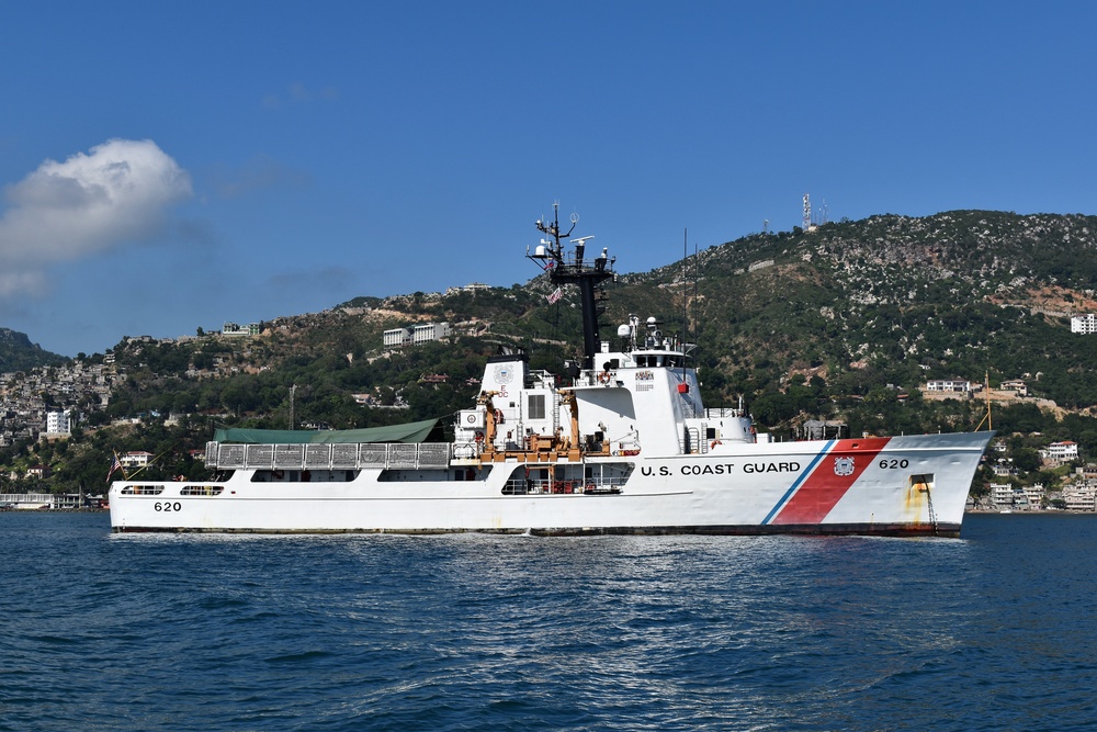 USCGC Resolute anchored in Haiti