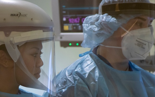 Airmen care for COVID patients at LAC + USC ICU