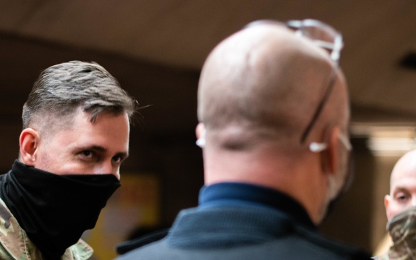 105 Engineer Battalion Soldiers assist with the 59th Presidential Inauguration