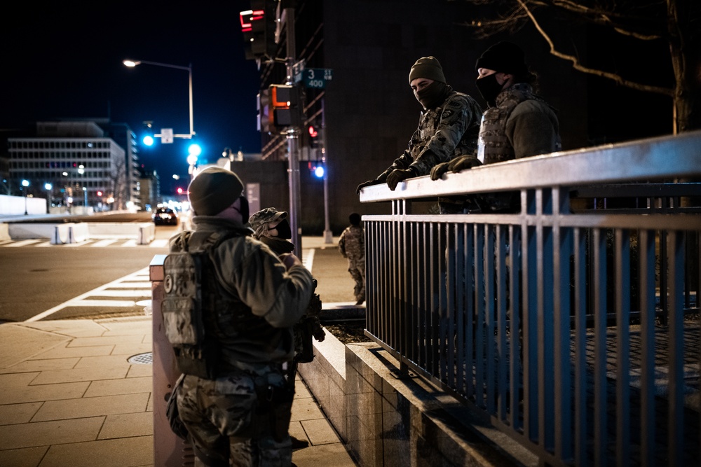 Oregon Guard provides security during inauguration