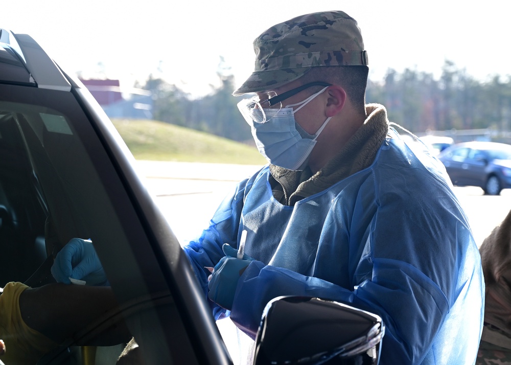 MDNG Mobile Vaccination Support Team in Charles County
