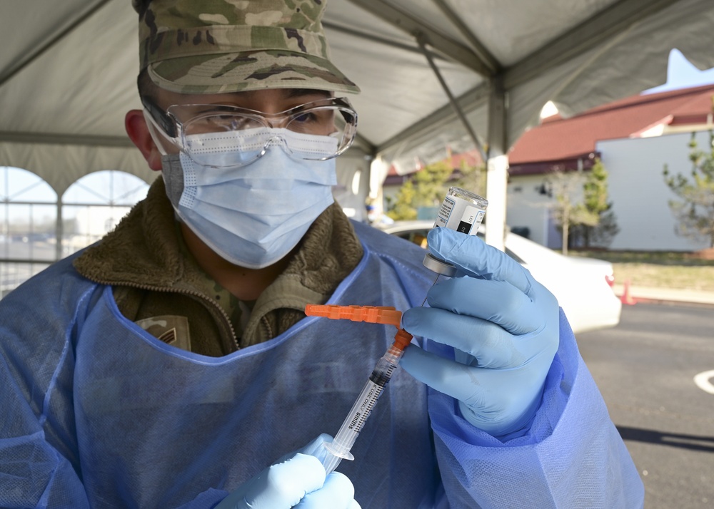 MDNG Mobile Vaccination Support Team in Charles County