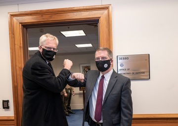 Deputy Defense Secretary Becomes Acting Defense Secretary