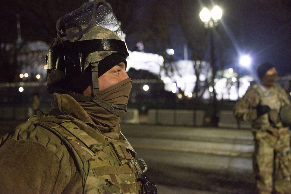 276th Engineers stand guard at 59th Presidential Inauguration