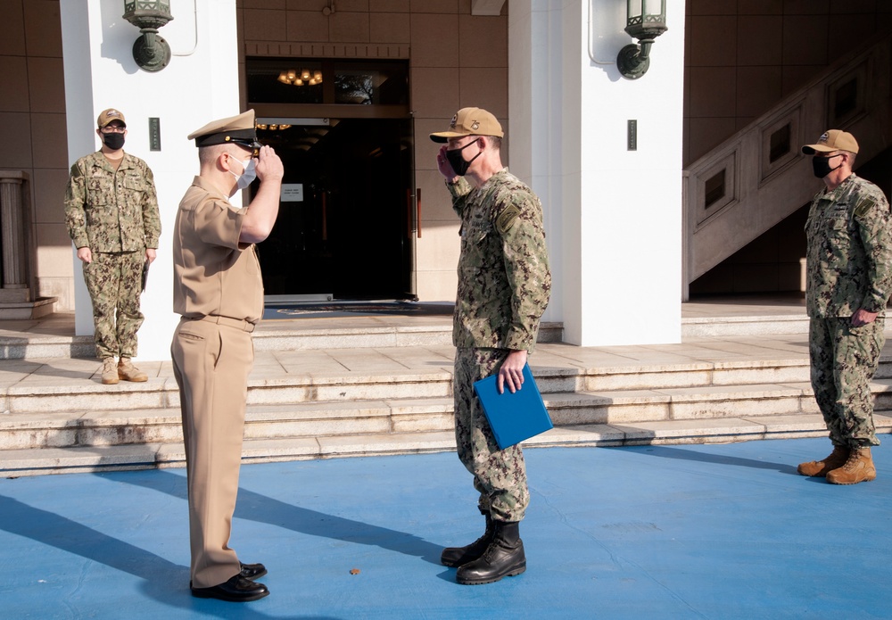 CFAY Harbor Pilot receives end of tour award