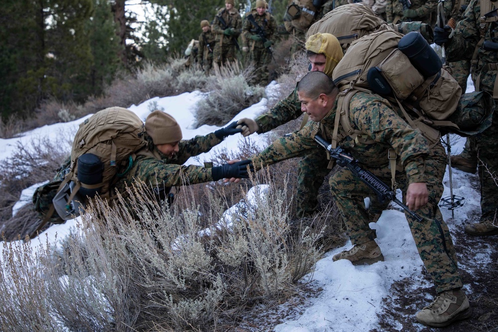 2nd Maintenance Battalion Mountain Warfare Conditioning Hike