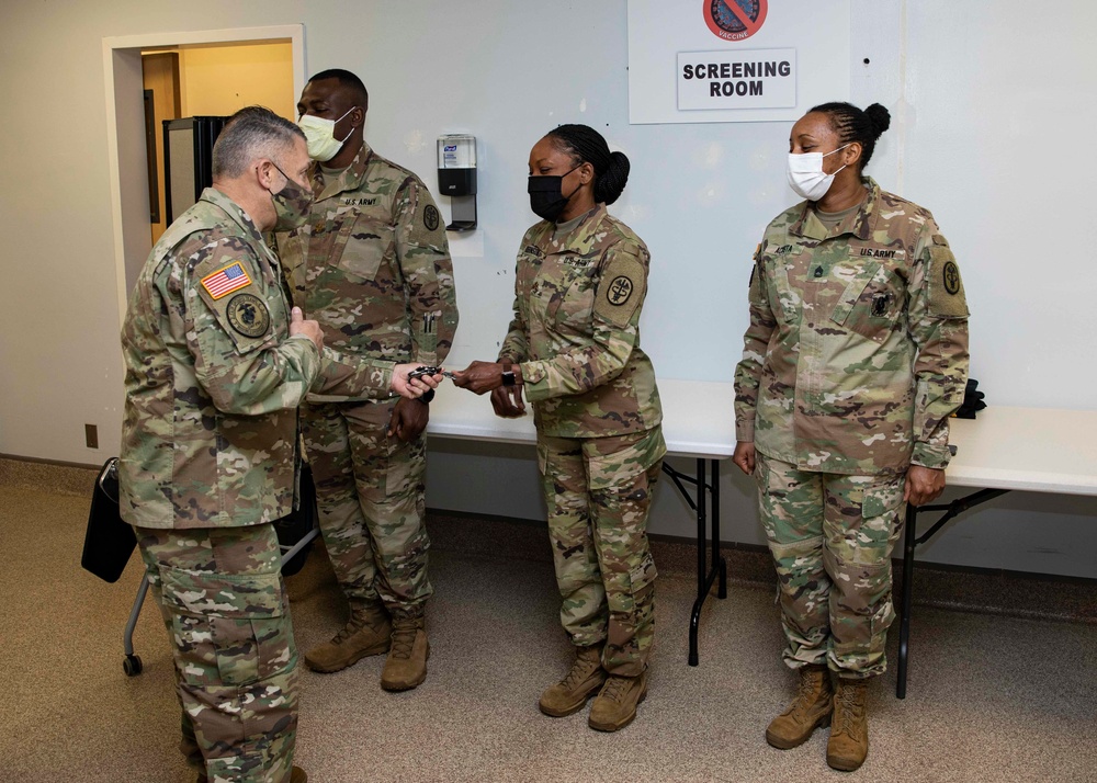 JTF-CS CG Thanks McDonald Army Health Center Personnel