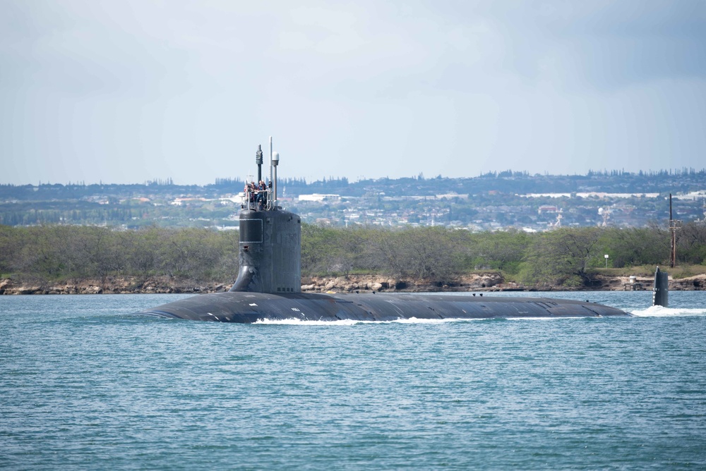 USS Illinois Deploys