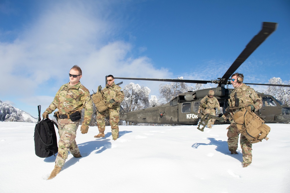 KFOR conducts HLS clearing in snow