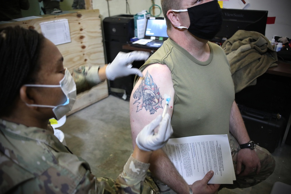 AAAB Soldiers Receive COVID-19 Vaccine