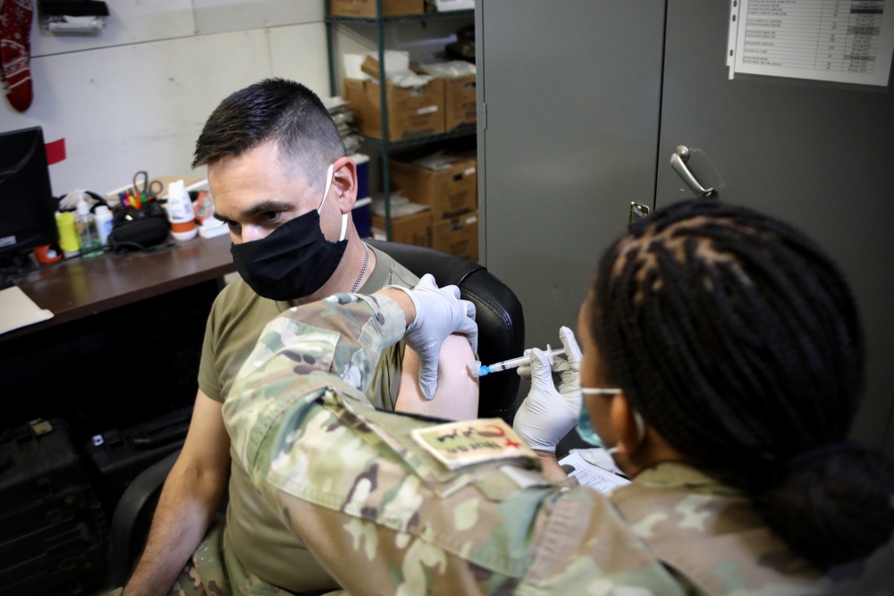 AAAB Soldiers Receive COVID-19 Vaccine