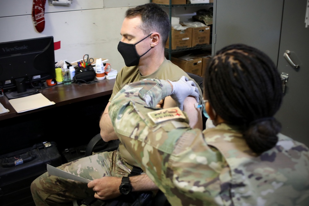AAAB Soldiers Receive COVID-19 Vaccine
