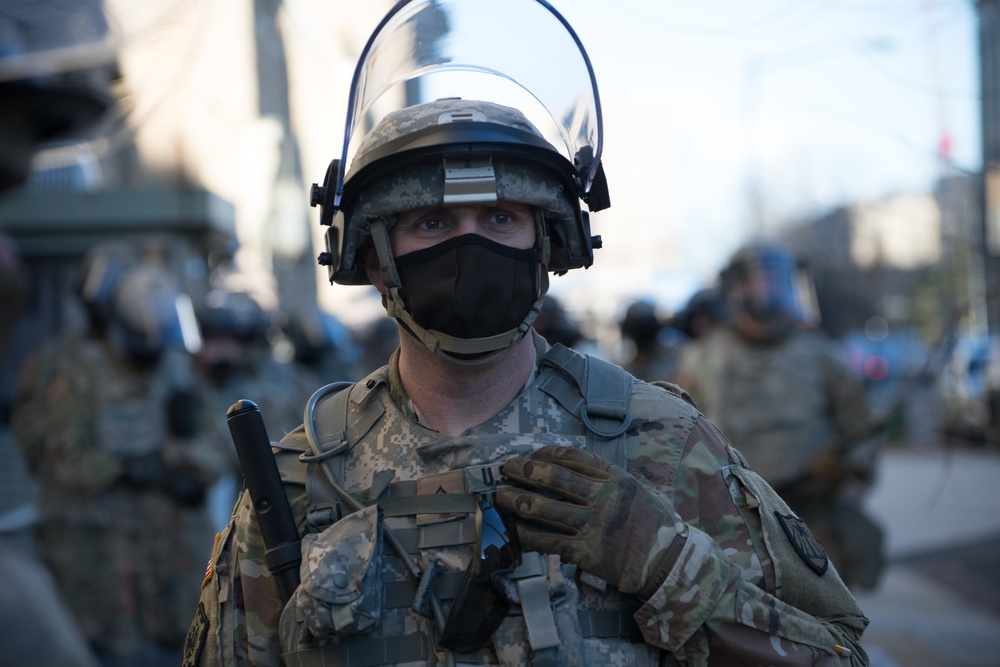 U.S. Soldier in 851st Vertical Engineer Company, MN National Guard, takes part in security forces training with his unit in Washington D.C.