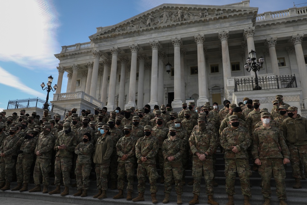 Illinois Guardsmen provide support to 59th Presidential Inauguration