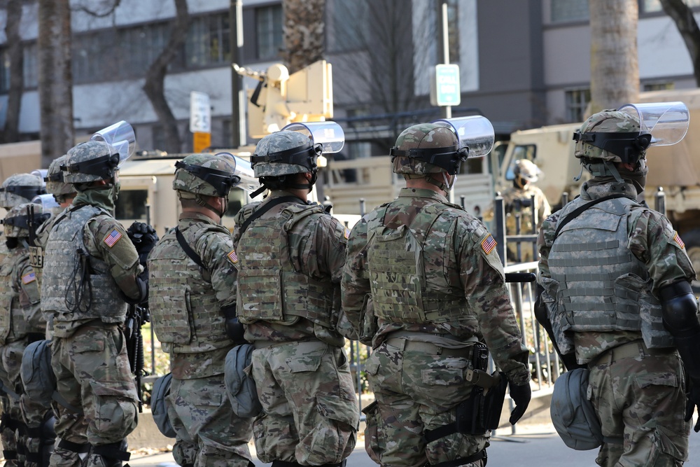 Cal Guard secures California Capitol