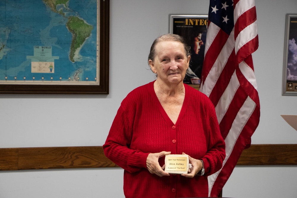 Factory employee retires after 37 years of service