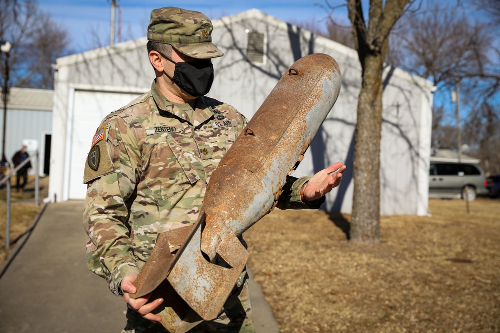 Fort Riley Unit helps make museum display safe